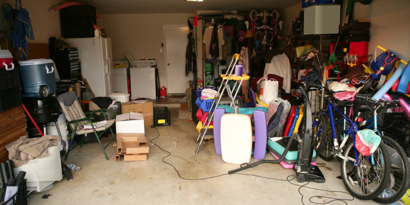 3 Signs You Need Garage Cleaning Services
